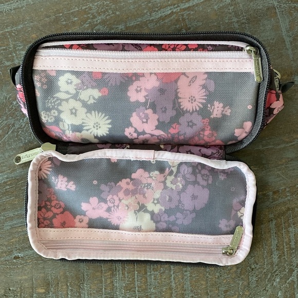 Floral Beauty Cosmetic Case - Picture 2 of 4